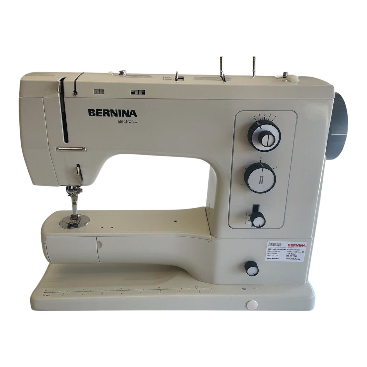 BERNINA 831, Occasion, kein Versand, nur Abholung Baden Laden Wettingerstrasse