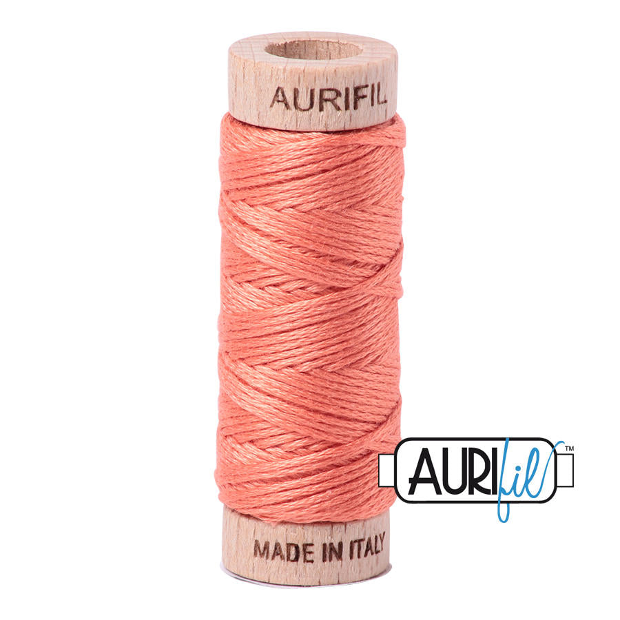 Aurifil Garn aus 100% Baumwolle, 6 fädiges Zahnseidengarn - 2220
