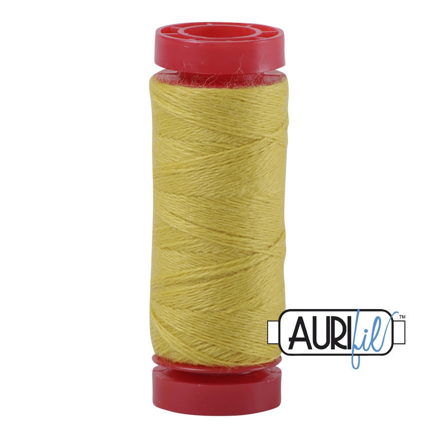 Aurifil thread made of 50% acrylic and 50% wool - 8120