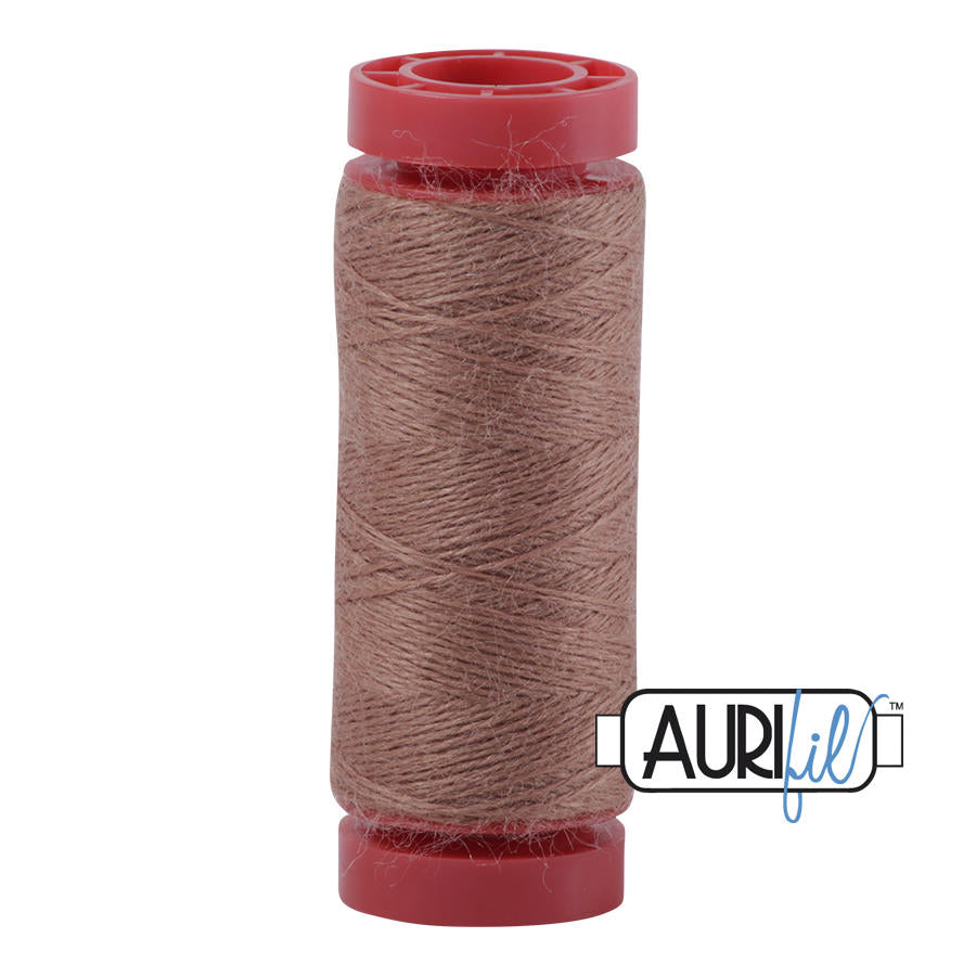 Aurifil thread made of 50% acrylic and 50% wool - 8344