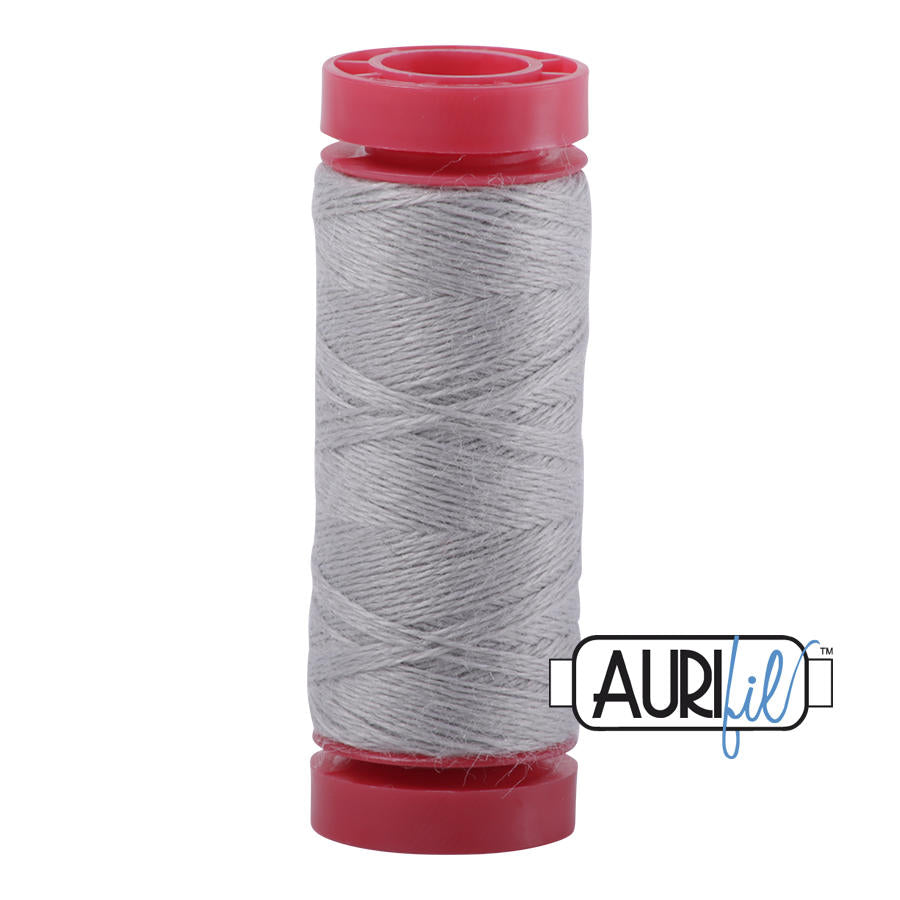 Fil Aurifil composé à 50 % d'acrylique et à 50 % de laine - 8605