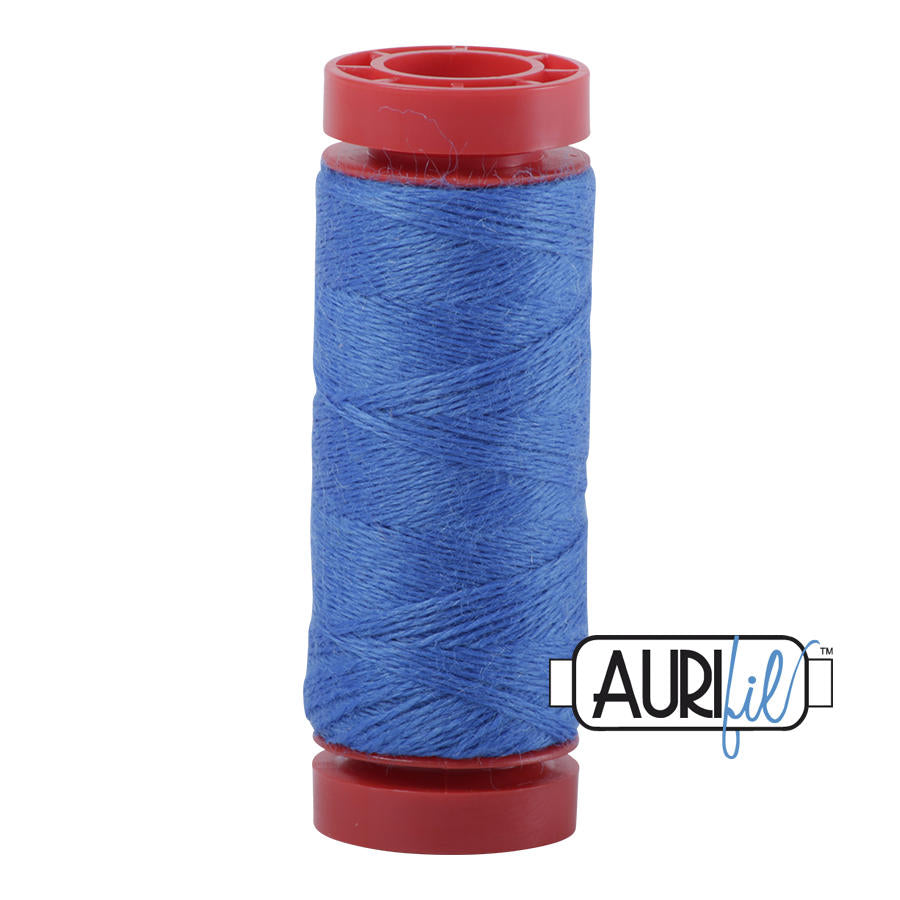 Fil Aurifil composé à 50 % d'acrylique et à 50 % de laine - 8740