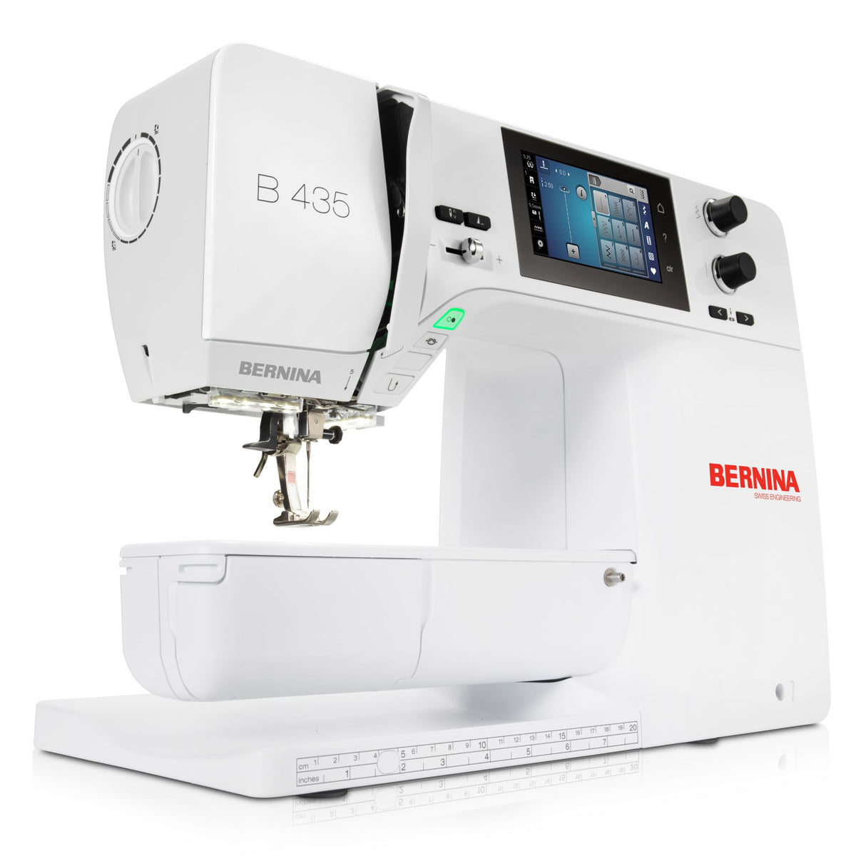BERNINA 435 Deluxe mit Kompaktnähfüsse