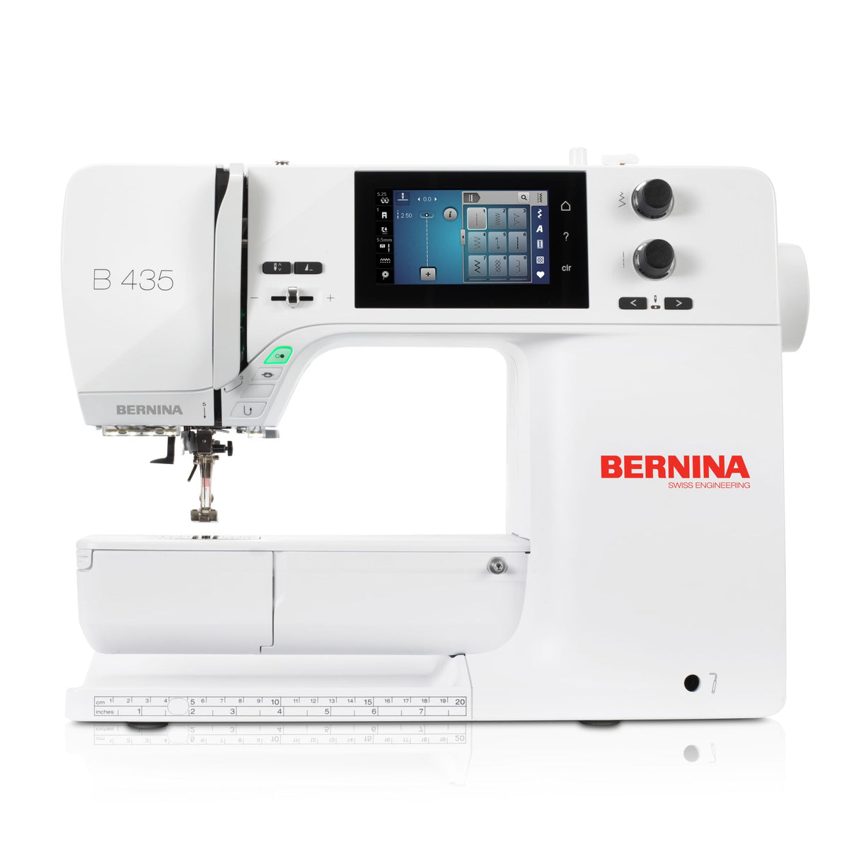 BERNINA 435 Deluxe mit Kompaktnähfüsse