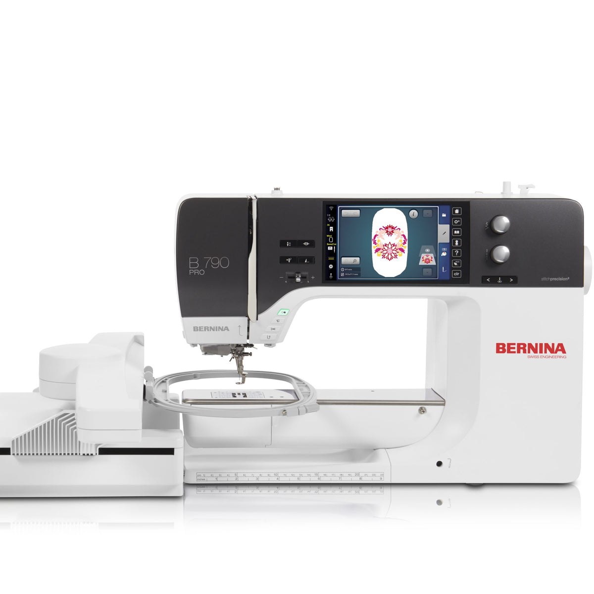 BERNINA 790 Pro mit Stickmodul