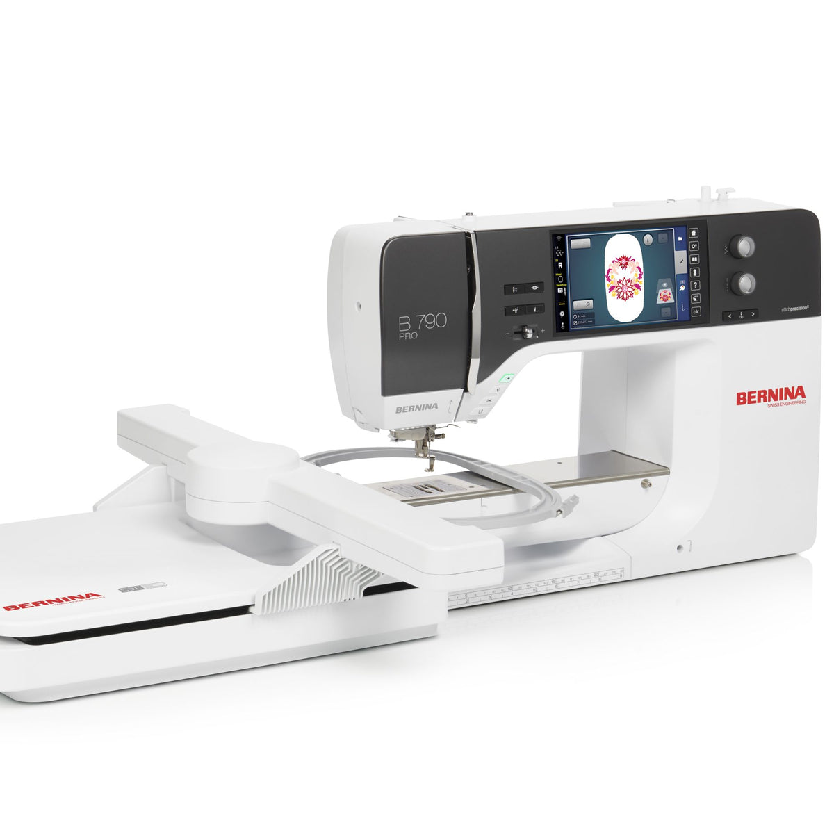 BERNINA 790 Pro mit Stickmodul