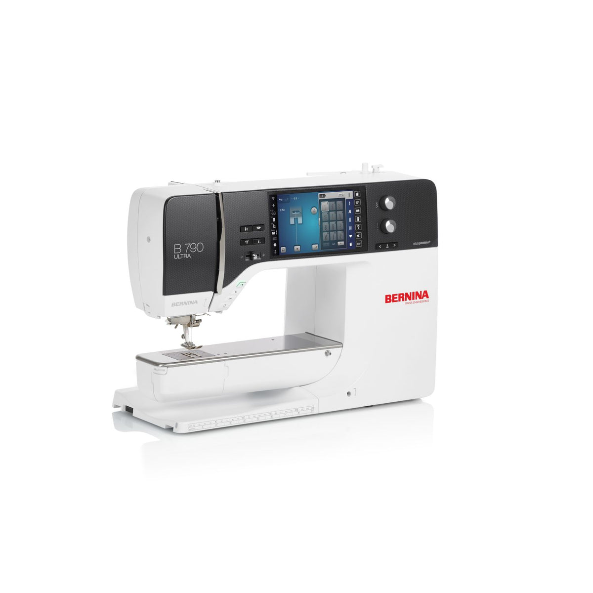 BERNINA 790 ULTRA mit Stickmodul