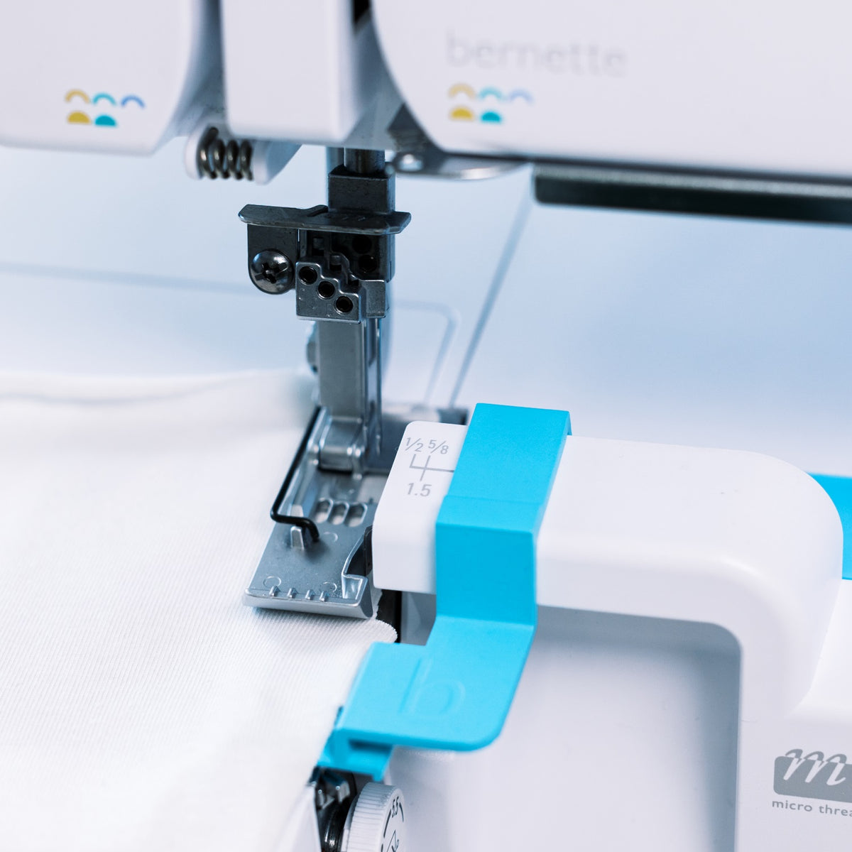 Stoffführung für Overlock