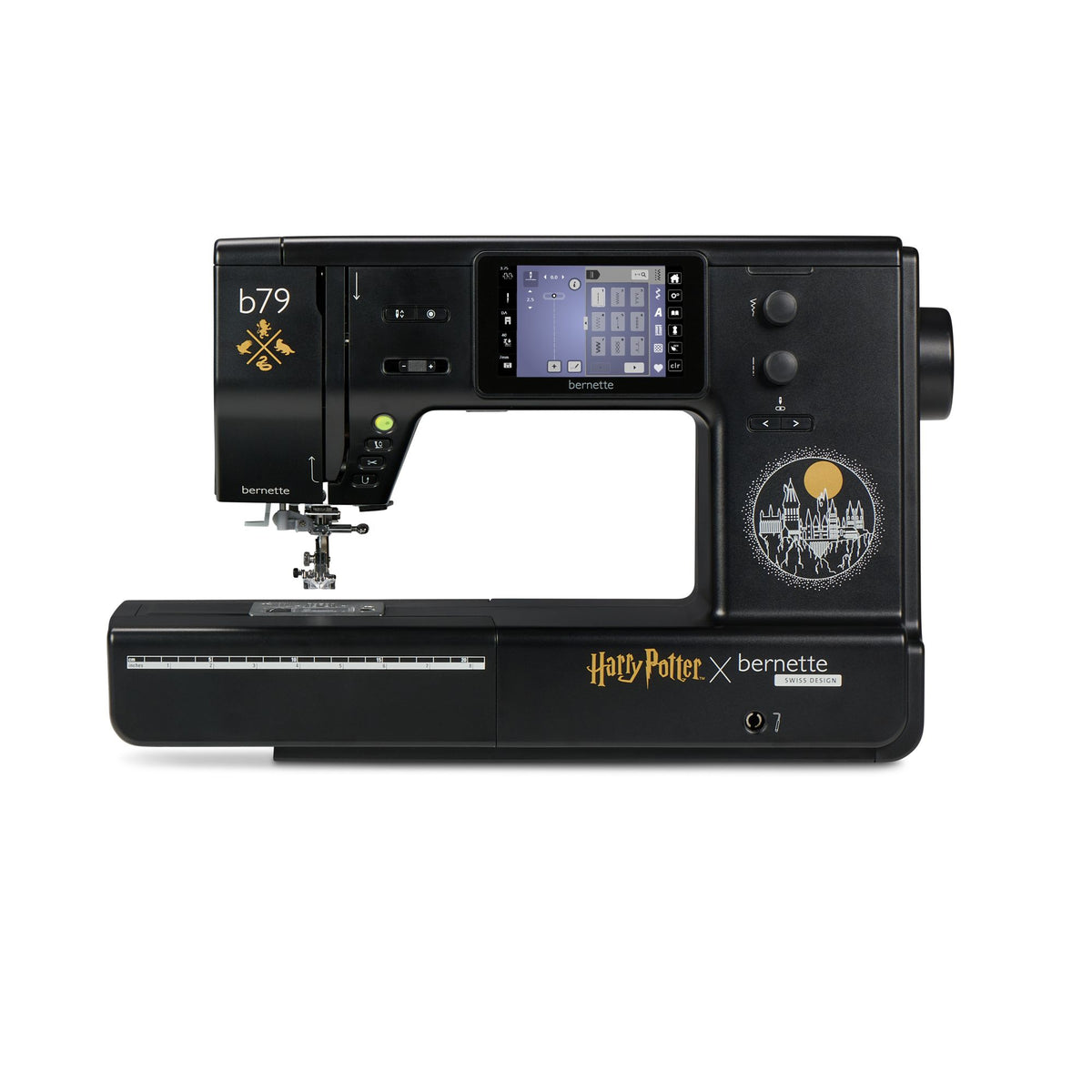 bernette 79, macchina da cucire e ricamare "Harry Potter", sarà disponibile a partire da metà aprile circa; ordinatela già ora