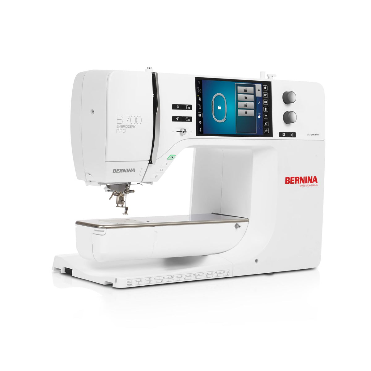 BERNINA 700 pro mit Stickmodul